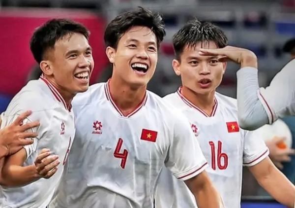 Taklukkan Malaysia, Vietnam Memastikan Diri Lolos ke Perempat Final Piala Asia U-23 2024   