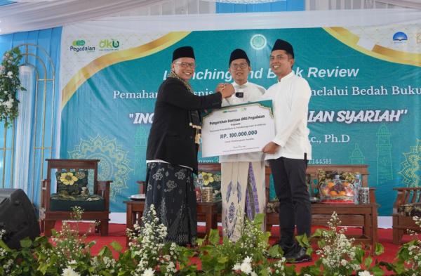 Pegadaian Syariah Luncurkan Buku Inovasi Produk di Ponpes Annibras Subang