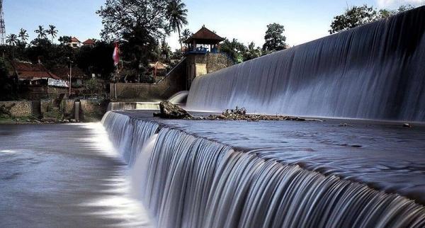 Keindahan Tukad Unda di Bali, Sungai yang Memiliki Air Berlapis-lapis