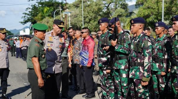 TNI Polri Gelar Pasukan, Mantapkan Pengamanan Kunjungan Kerja Presiden di Sulbar