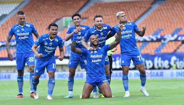 Puji Permainan Maung Bandung Kontra Borneo FC, Pengamat: Pialanya Kasih ke Persib Aja