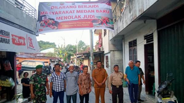 Cegah Praktik Perjudian, Polsek Medan Baru Pasang Spanduk Imbauan di Jalan Letjen Jamin Ginting