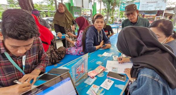 BPJS Ketenagakerjaan Surabaya Karimunjawa Sosialisasi di SWK Bratang, 32 Pedagang Langsung Daftar
