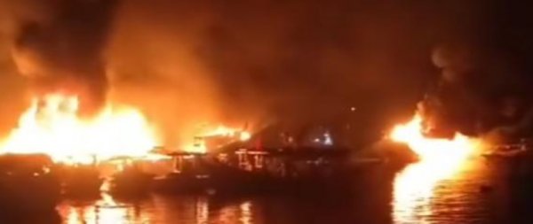 Kebakaran Kapal di Dermaga 3 Pelabuhan Perikanan Samudera Cilacap: Upaya Pemadaman Sedang Dilakukan