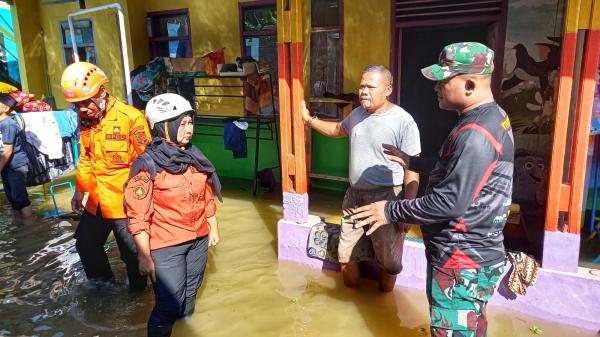 Banjir Luapan Sungai Citanduy di Dusun Cikopeng Ciamis Mulai Surut 