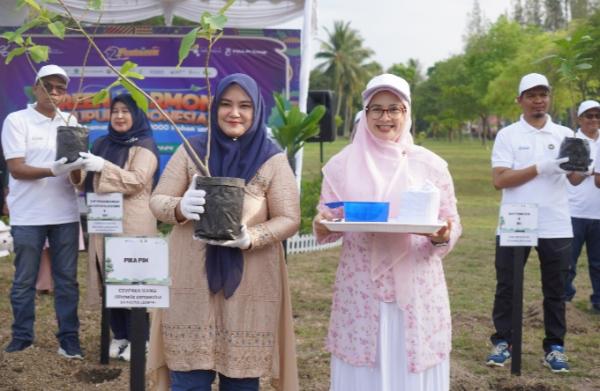 Peringati HUT PT Pupuk Indonesia Yang Ke-12 Tahun, PT PIM Tanam 750 Pohon