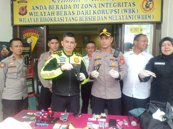 2 Koboi Jalanan Ditangkap di Jalan Banceuy Bandung, Pelaku Bawa Pistol Glock 17 dan Positif Narkoba 