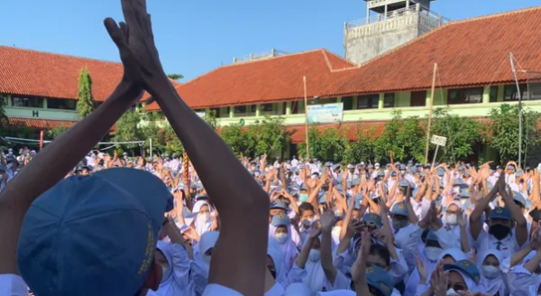 Terbaru! 10 SMA Terbaik 2024 di Semarang Cocok Untuk Anak Anda, Langsung Datang ke Sekolahan