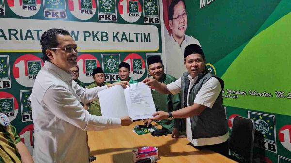 Mahyudin Kembalikan Formulir Pendaftaran Bacagub ke DPW Partai PKB Kaltim
