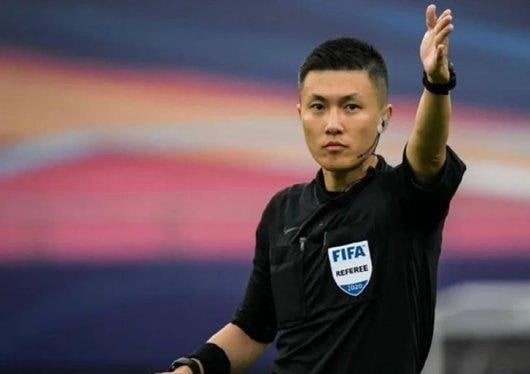 Gaji Fantastis Shen Yinhao, Wasit yang Dianggap Rugikan Timnas Indonesia U-23 Dikalahkan Uzbekistan