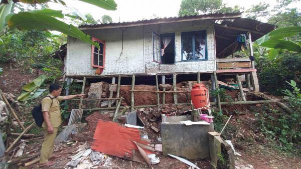Gempa Garut Picu Pergerakan Tanah di Tasikmalaya Meluas, Akses Jalan Rusak Rumah Terancam Ambruk
