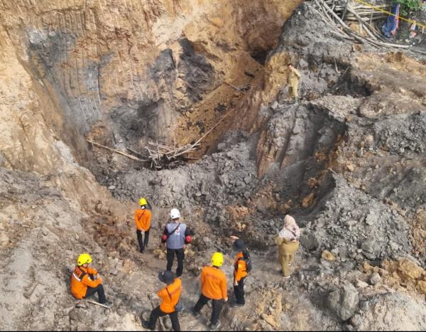 Pencarian Korban Terjebak di Lubang Batu Bara Bayah Dihentikan, 2 Penambang  Dinyatakan Hilang