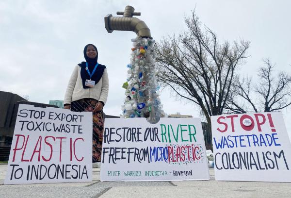 Bertemu 3 Delegasi Eropa, Nina: Hentikan Pengiriman Sampah ke Gresik