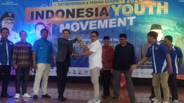 Gelar Seminar Nasional ‘Indonesia Youth Movement’, WIMNUS Gelorakan Semangat Wirausaha Remaja