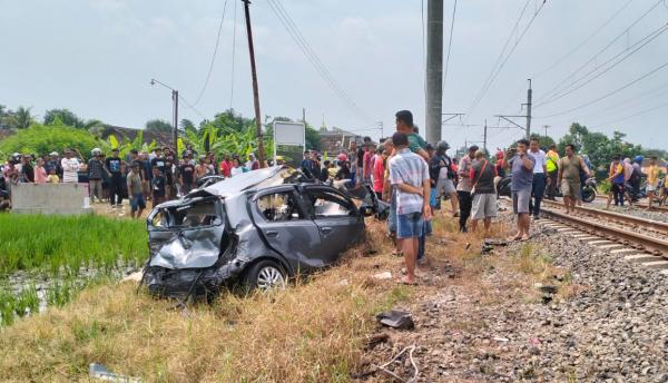Kecelakaan Toyota Etios Tertabrak KA Argo Wilis di Delanggu Klaten, 1 Orang Tewas 1 Kritis