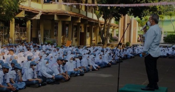 HANYA SATU! Inilah SMA Terbaik di Kabupaten Karawang, Siap Cetak Siswa Berprestasi dan Berakhlak