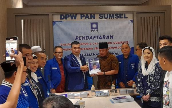 Kembalikan Pendaftaran Cagub ke DPW PAN Sumsel, Herman Deru Berharap Hal Ini