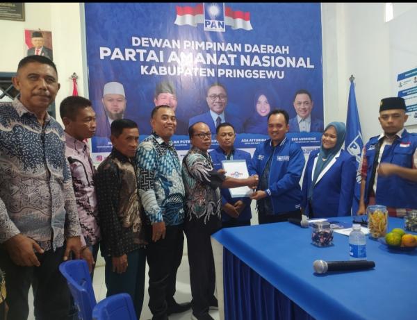 Mantan Koordinator Golkar dan 5 Mantan Pimpinan Kecamatan Majukan Fauzi Sebagai Calon Bupati