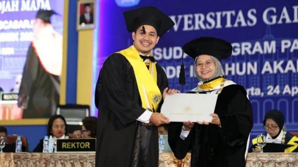 Di Usia 27 Tahun, drg Aulia Ayub jadi Dokter Spesialis Lulusan Termuda UGM dengan IPK 4,00