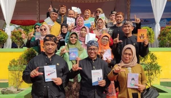 Hari Pendidikan Nasional, Disdikbud Kota Banjar Luncurkan 48 Buku