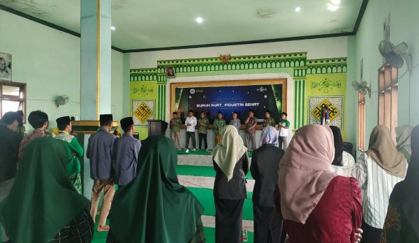 DPC Sarbumusi Kabupaten Probolinggo Peringati Hari Buruh Internasional Dengan Bersholawat