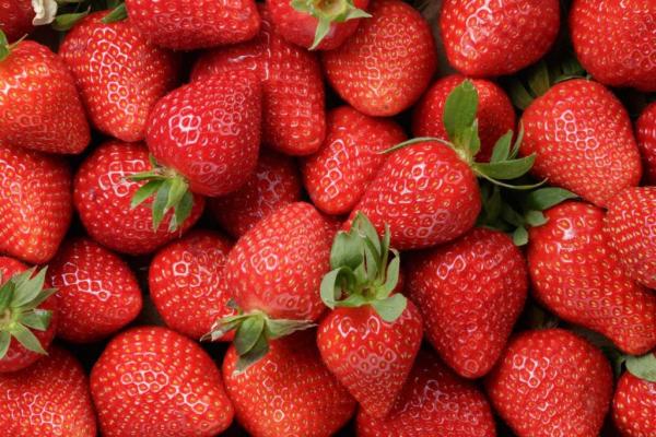 4 Manfaat Strawberry untuk Kesehatan dan Kecantikan