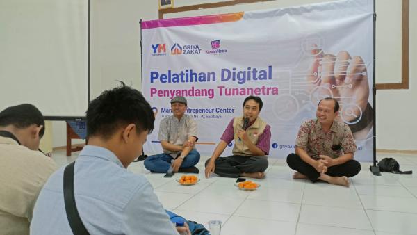 KawanNetra dan Griya Zakat Gelar Pelatihan Digital untuk Penyandang Disabilitas Tunanetra di Surabay