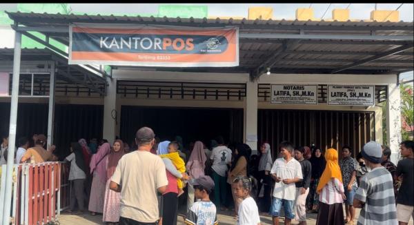 Pos Indonesia Kembali Salurkan Dana Bansos PKH dan Sembako di Mataram