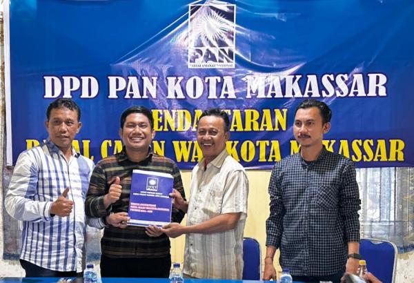 Ambil Formulir di PAN, Tim Indira Yusuf Ismail Optimis Menang di Pilwalkot Makassar