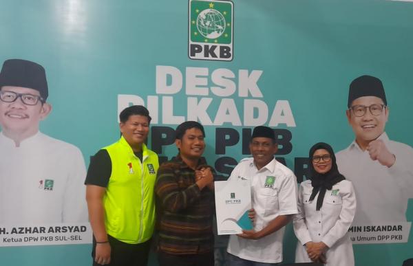 Berpeluang Besar di Pilwalkot Makassar, Tim Indira Yusuf Ismail Mengambil Formulir di PKB