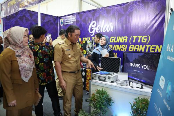 Pj Gubernur Banten Al Muktabar Dorong Masyarakat Kembangkan Inovasi Teknologi Sektor Pangan