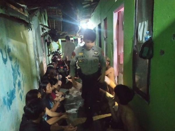 Razia Rumah Kos Di Banjarnegara, Petugas Gabungan Temukan Kondom Dan PSK