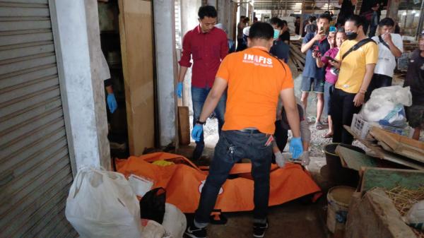 Pria Tanpa Identitas Ditemukan Meni di Pasar HPKP 2 Cikurubuk Tasikmalaya