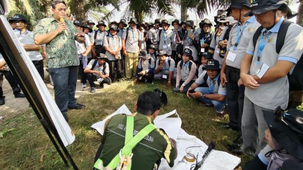 Peserta Pelatihan Teknis Budidaya Kelapa Sawit Kunjungi PTPN IV Adolina
