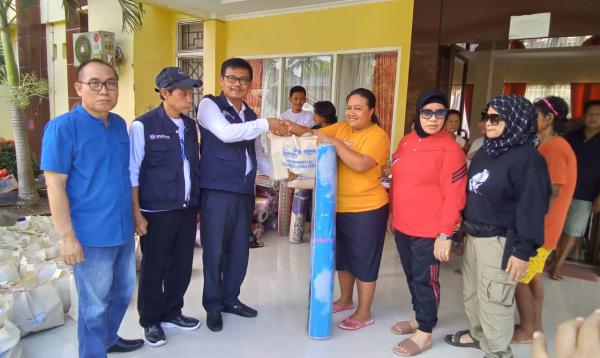 PW Muhammadiyah Sulawesi Utara Berikan Bantuan Bagi Para Korban Erupsi Gunung Ruang