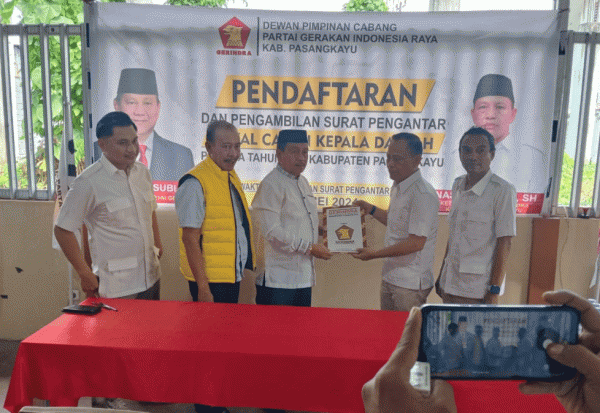 Petahana Yaumil Ambil Surat Pengantar Pendaftaran di DPC Gerindra Pasangkayu