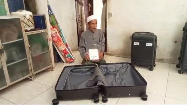 Haji 2024, Calon Jamaah Tertua di Lebak Banten Berusia 92 Tahun, Siap Berangkat ke Tanah Suci