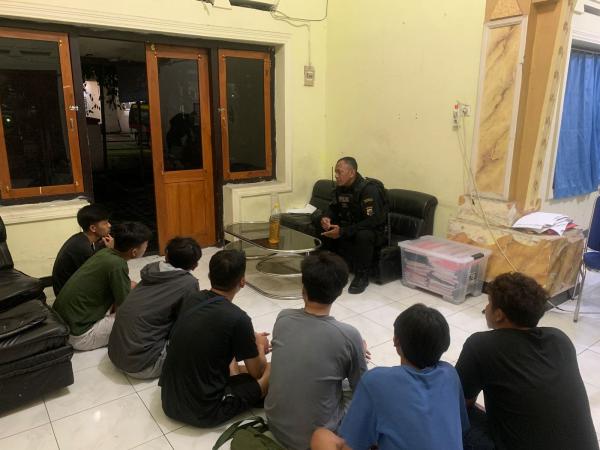 Asyik Pesta Miras, 5 Pemuda di Nusukan Solo Dicokok Polisi