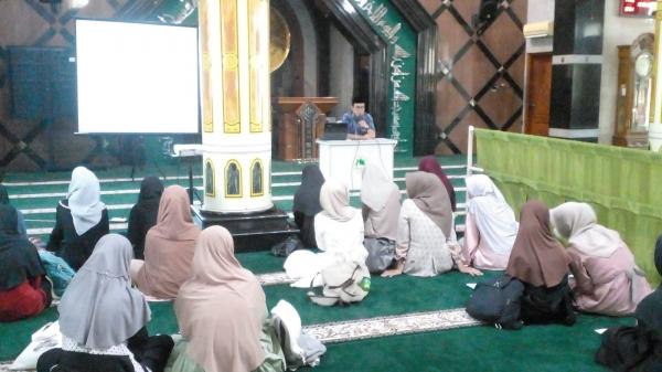 Quranic Learning Center di Masjid Agung Ciamis: Belajar Makhroj dan Memahami Makna Al-Quran