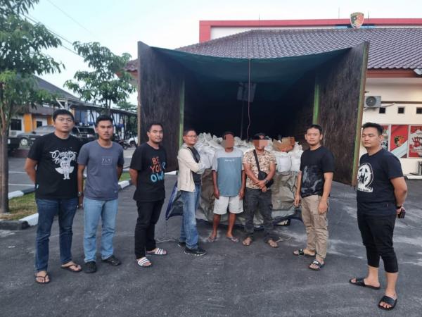 Truk Muatan Ratusan Kampil Pasir Timah Ilegal Diamankan Polisi, Sopir Hingga Pemilik Ditangkap