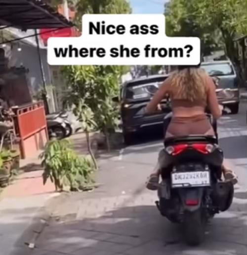 Viral Aksi Bule Perempuan Twerking di Atas Motor Jalanan Bali, Netizen: Menjijikkan!