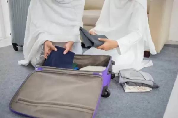 Catat! Ini Daftar Perlengkapan yang Wajib Dibawa oleh Jemaah Haji 2024