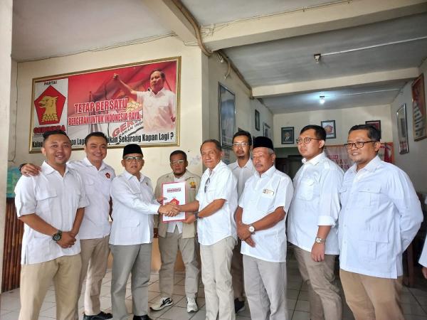 Sugeng Prasetyo dan Setyohadi Ambil Formulir Pendaftaran di DPC Partai Gerindra Grobogan