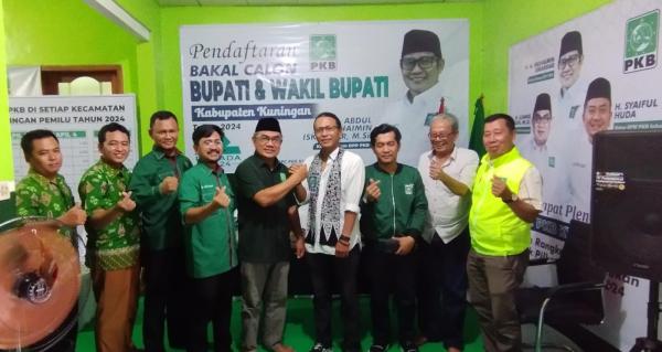 Serius Maju, Boy Sandi Resmi Daftar Cakada ke PKB Kuningan