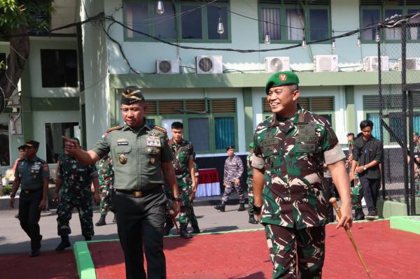 Momen Bersejarah, Jenderal TNI Agus Subiyanto Saat Kunjungan di Korem 132 TDL