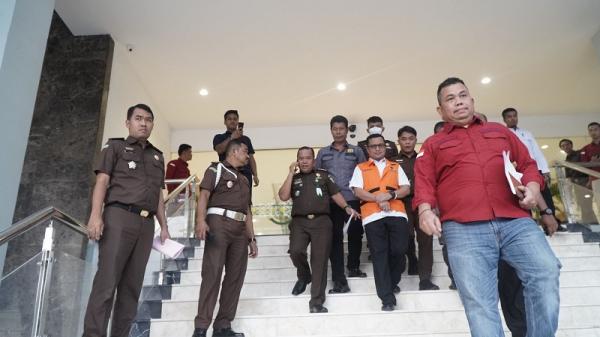 Kejati Tahan Kadisdik Riau Terkait Dugaan Korupsi Perjalamam Fiktif
