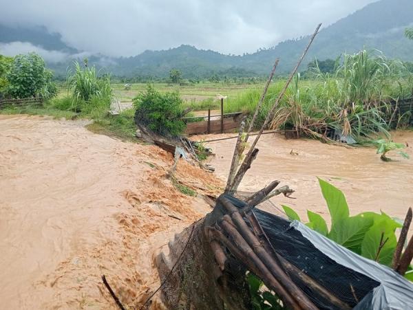 Mayat yang Ditemukan di Sungai Batang Kuantan Dibawa ke Sijunjung, Diduga Korban Banjir Bandang