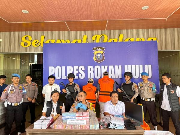 Polres Rohul Serahkan Berkas Kasus Pengadaan BBM, Eks  Kadis Perkim Segera Diadili