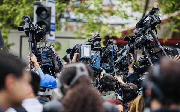 Pakar Unair Soroti Implikasi Revisi UU Penyiaran terhadap Independensi Pers