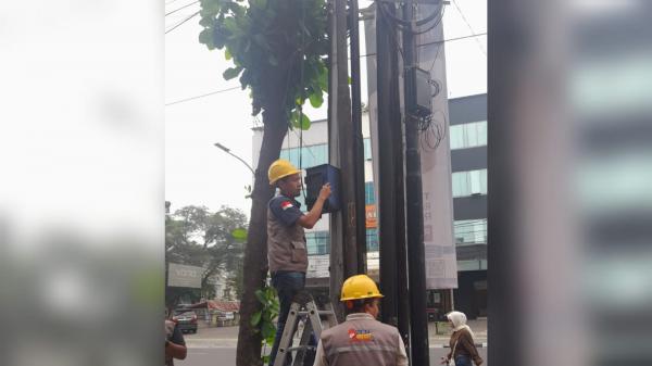 Dukung Penertiban Parkir Liar, PLN Cabut Meteran Listrik Pedagang Martabak di Jalan Gajah Mada Medan